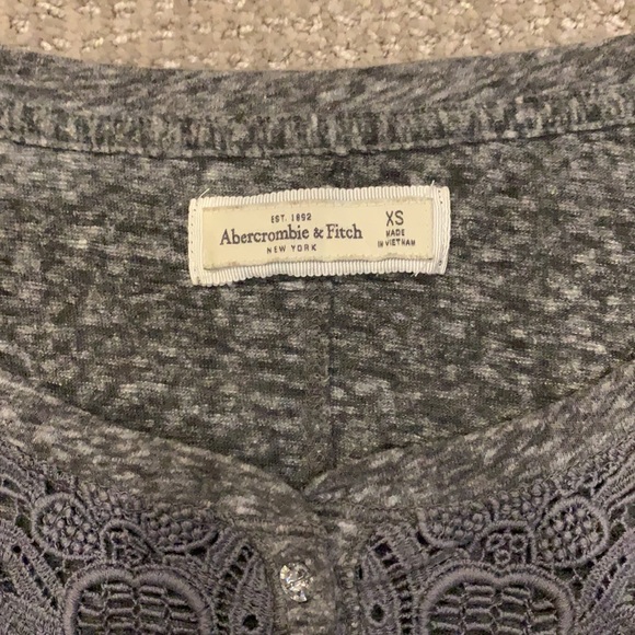 Vintage! AF lace embroidered Henley - Picture 3 of 7